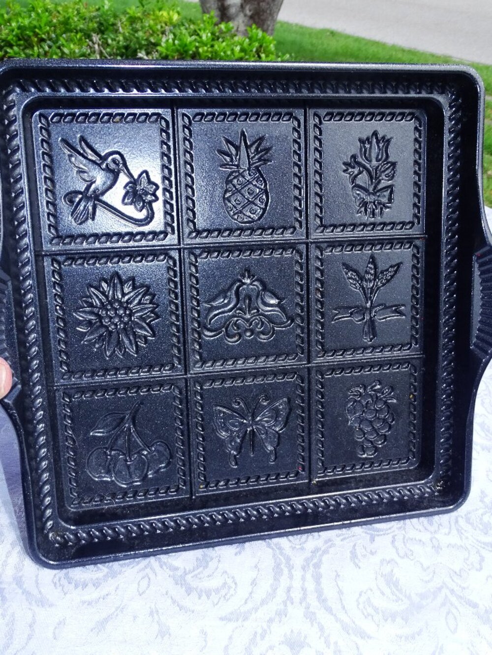 Shortbread Baking Pan by Nordic Ware